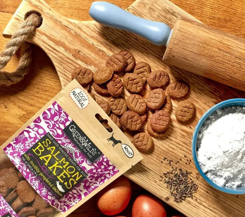 Green & Wilds Salmon Bakes Dog Treats 150g