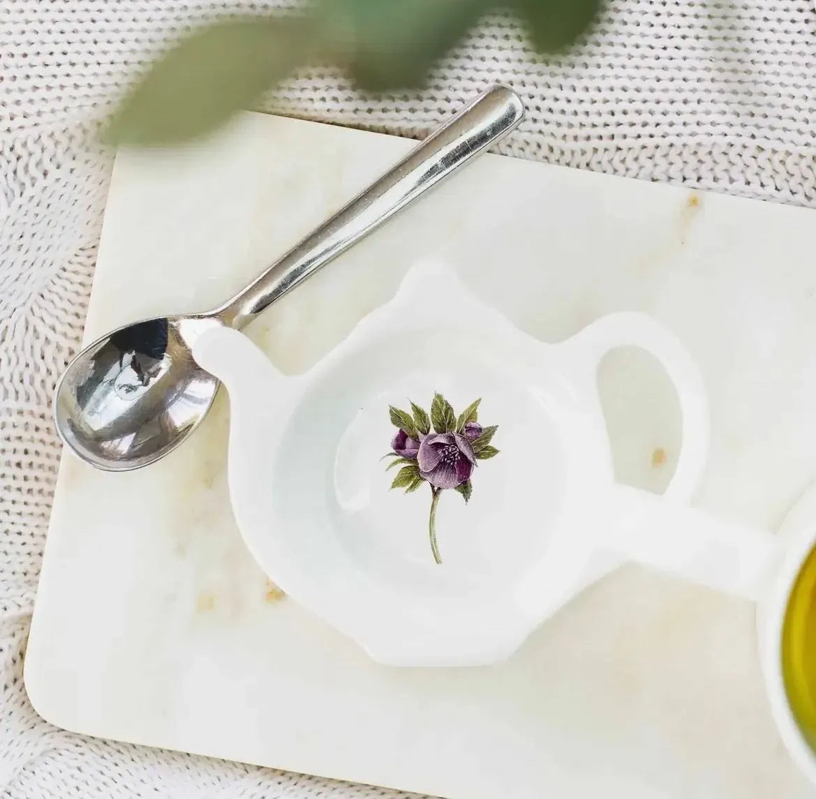Hellebore Tea Tidy in a Gift Box