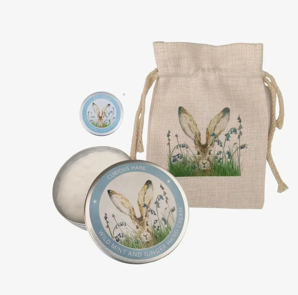 Love Country Curious Hare Beauty Bag Set