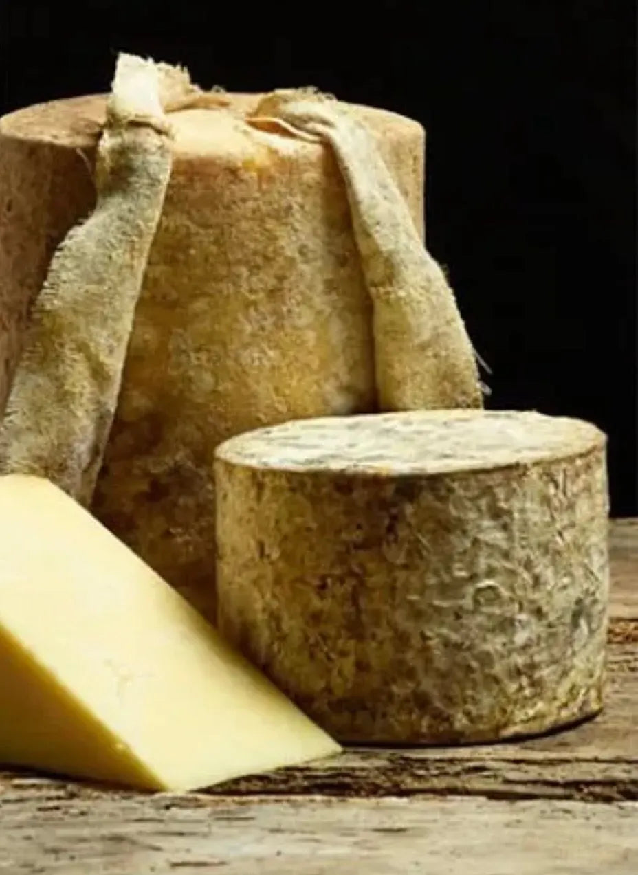 Wookey Hole Cave Aged Cheddar 200g